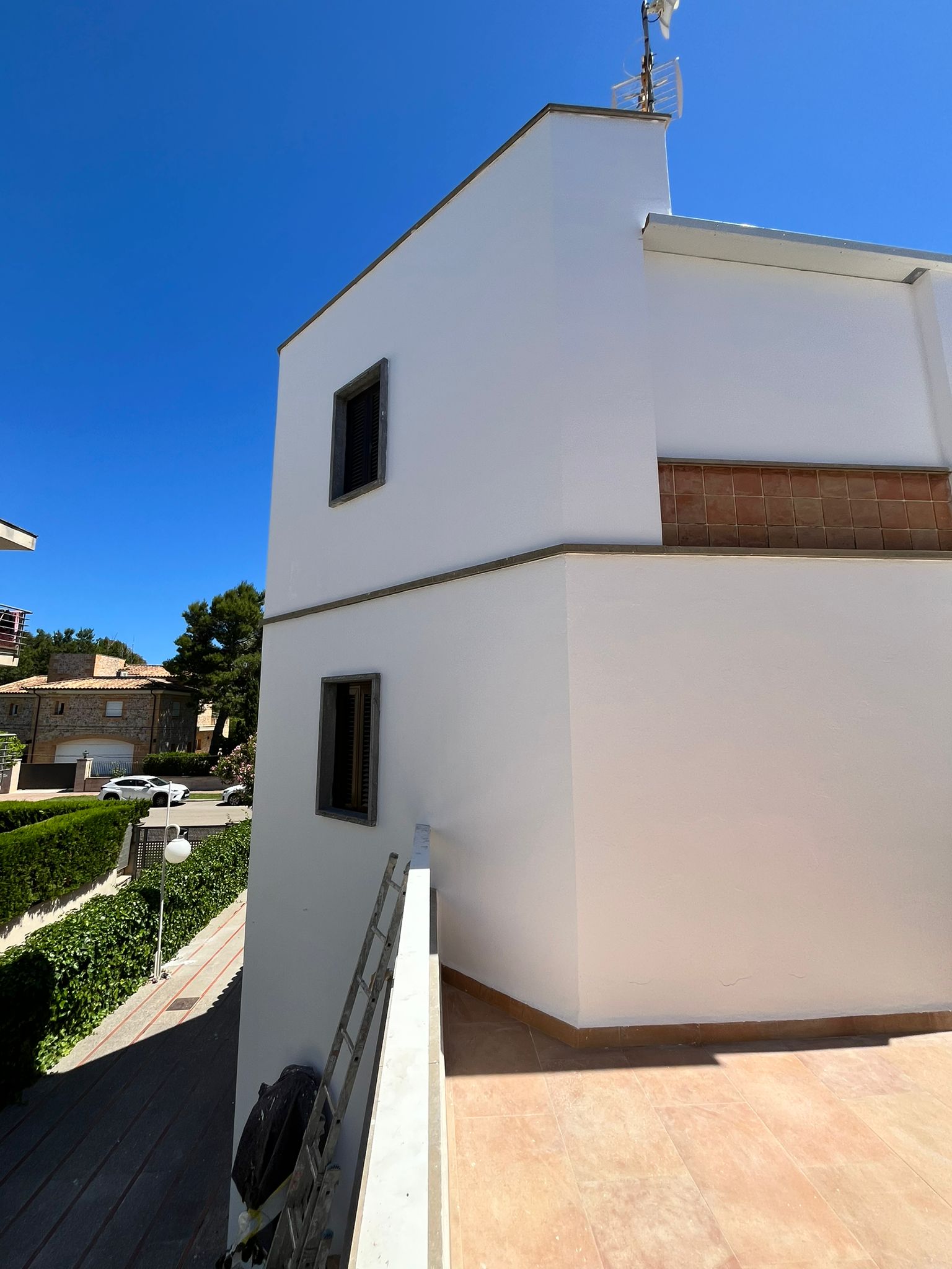 Fachada edificio pintada