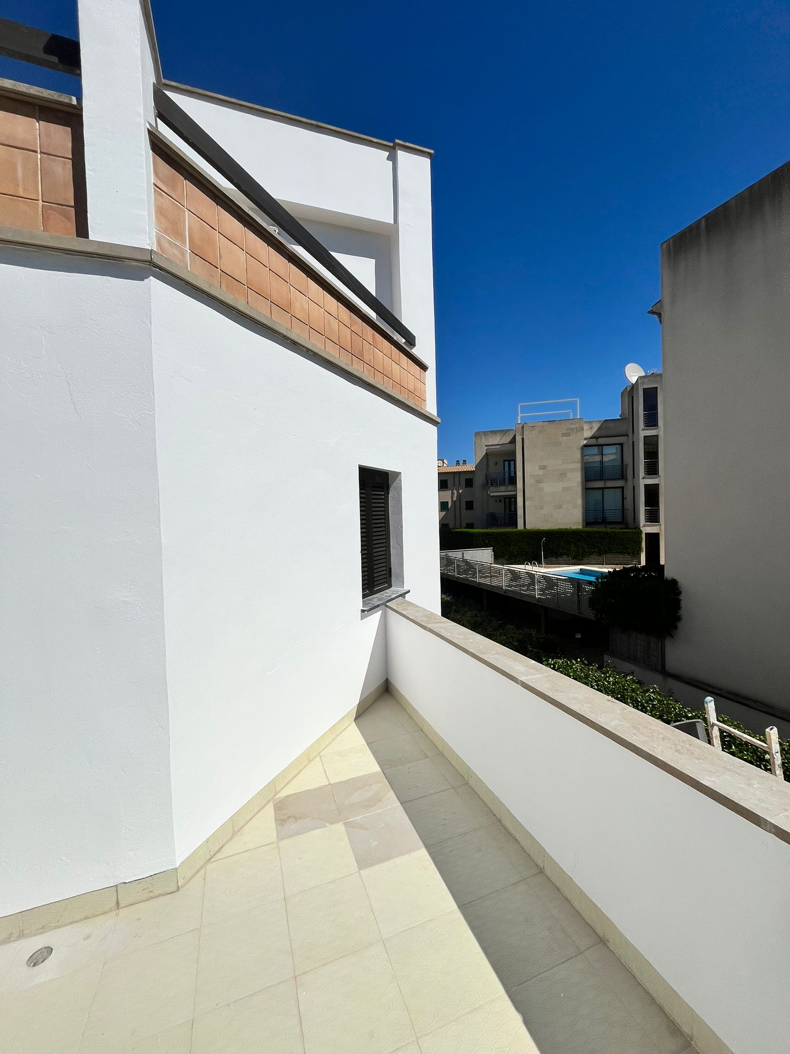 Exterior casa pintada