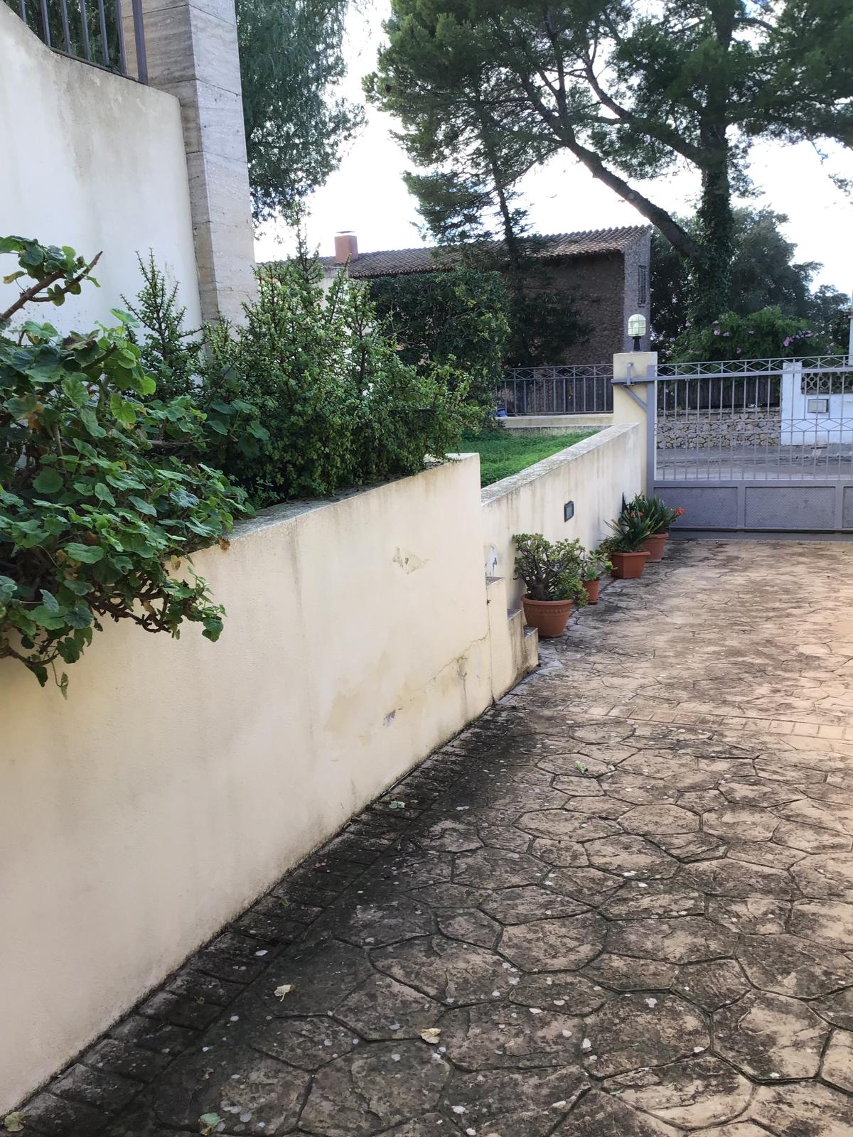 Rehabilitacion y pintura de fachada en Consell, Mallorca